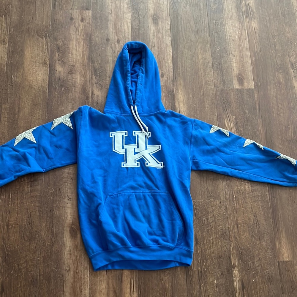 Kentucky Sweatshirt from LF with stars